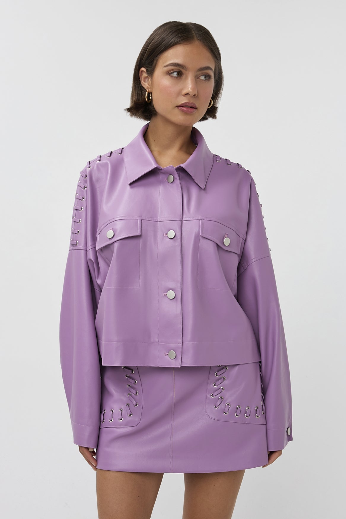 Studio Amaya Elina Jacke lila