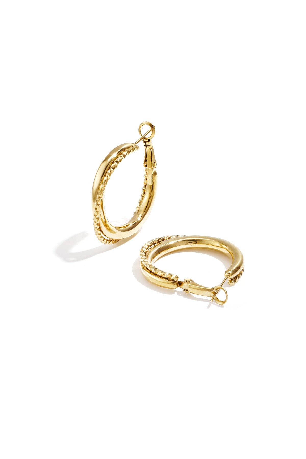 Double hoop earrings with twist detail gold