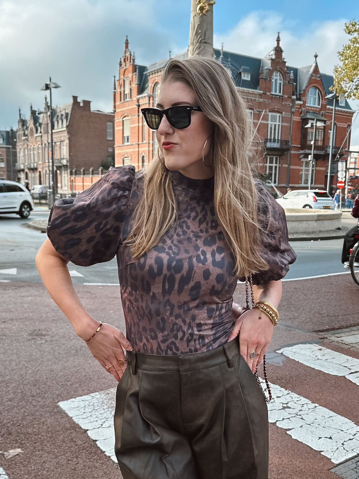 Harper & Yve Betty top leopard bruin