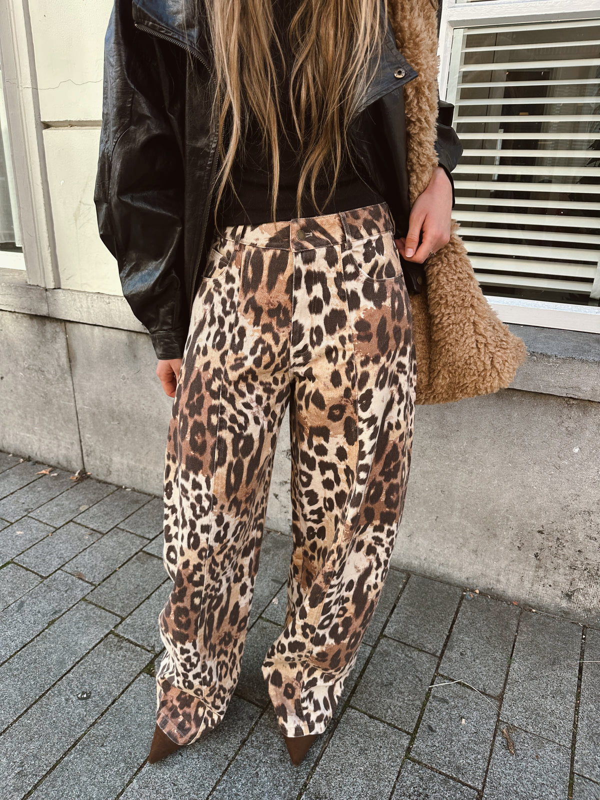 Harper & Yve Arden barrel jeans wild leopard