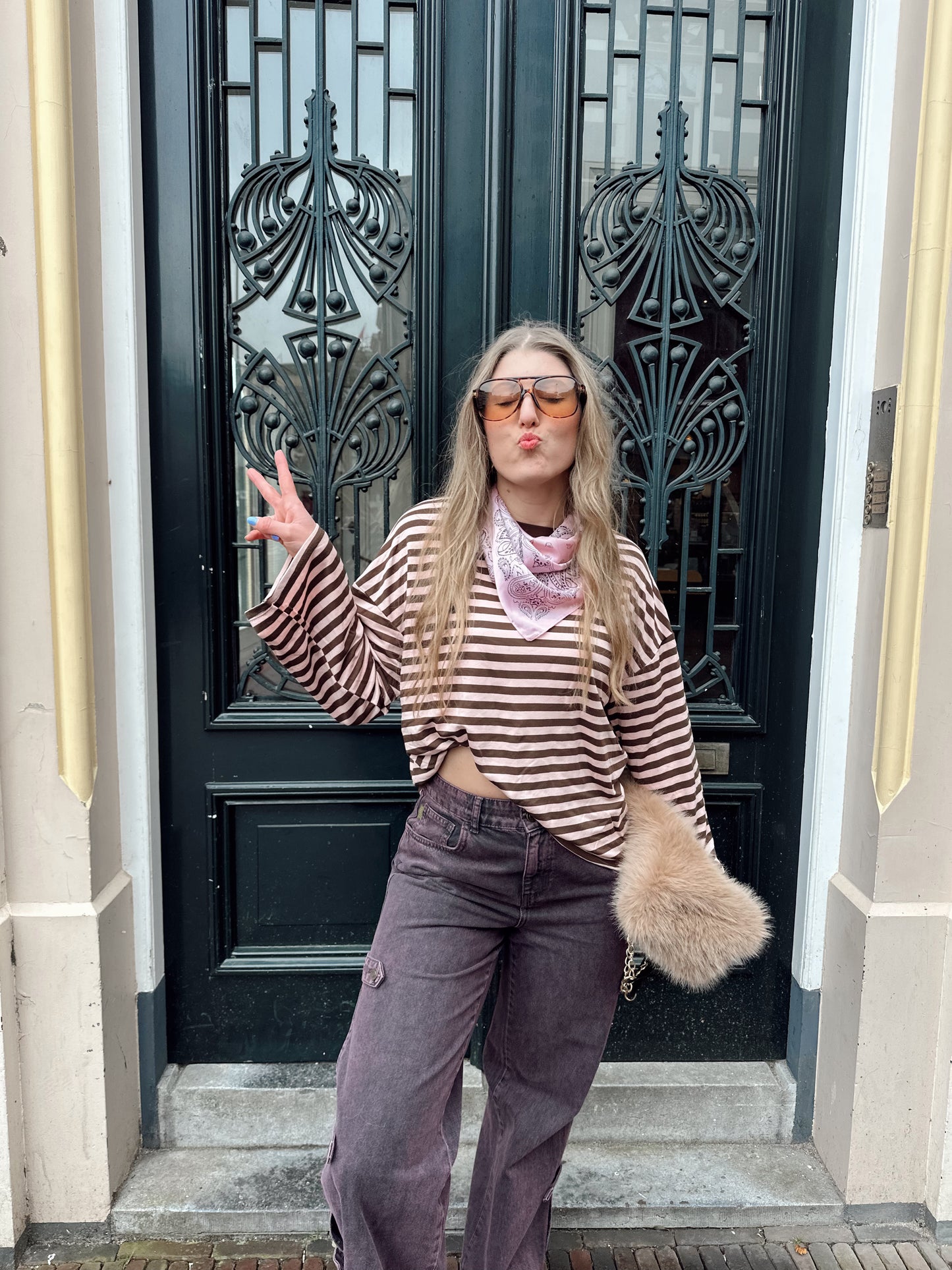 Romy gestreiftes Langarmshirt rosa