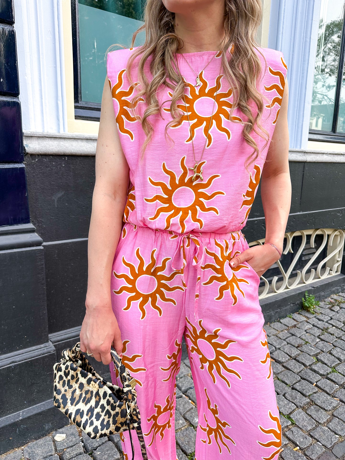Wavy Sun Top Pink