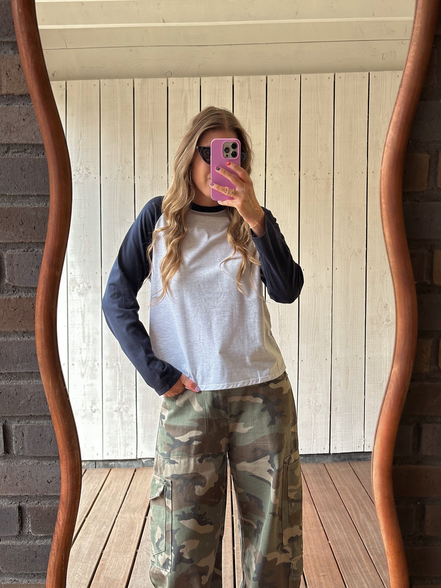 Juul two toned baseball longsleeve navy grey