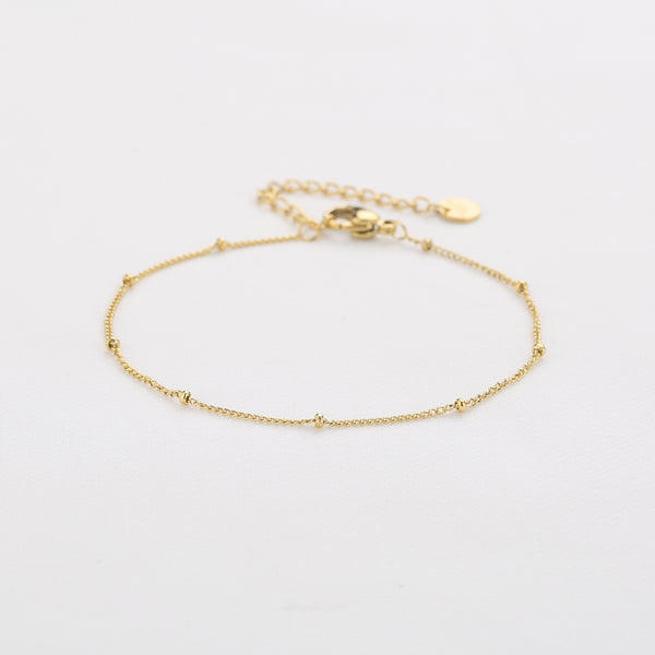 Feines minimalistisches Armband