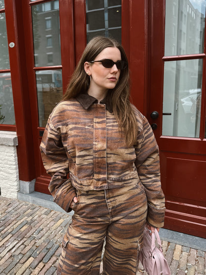 Harper & Yve Fiona tiger denim jacket bruin