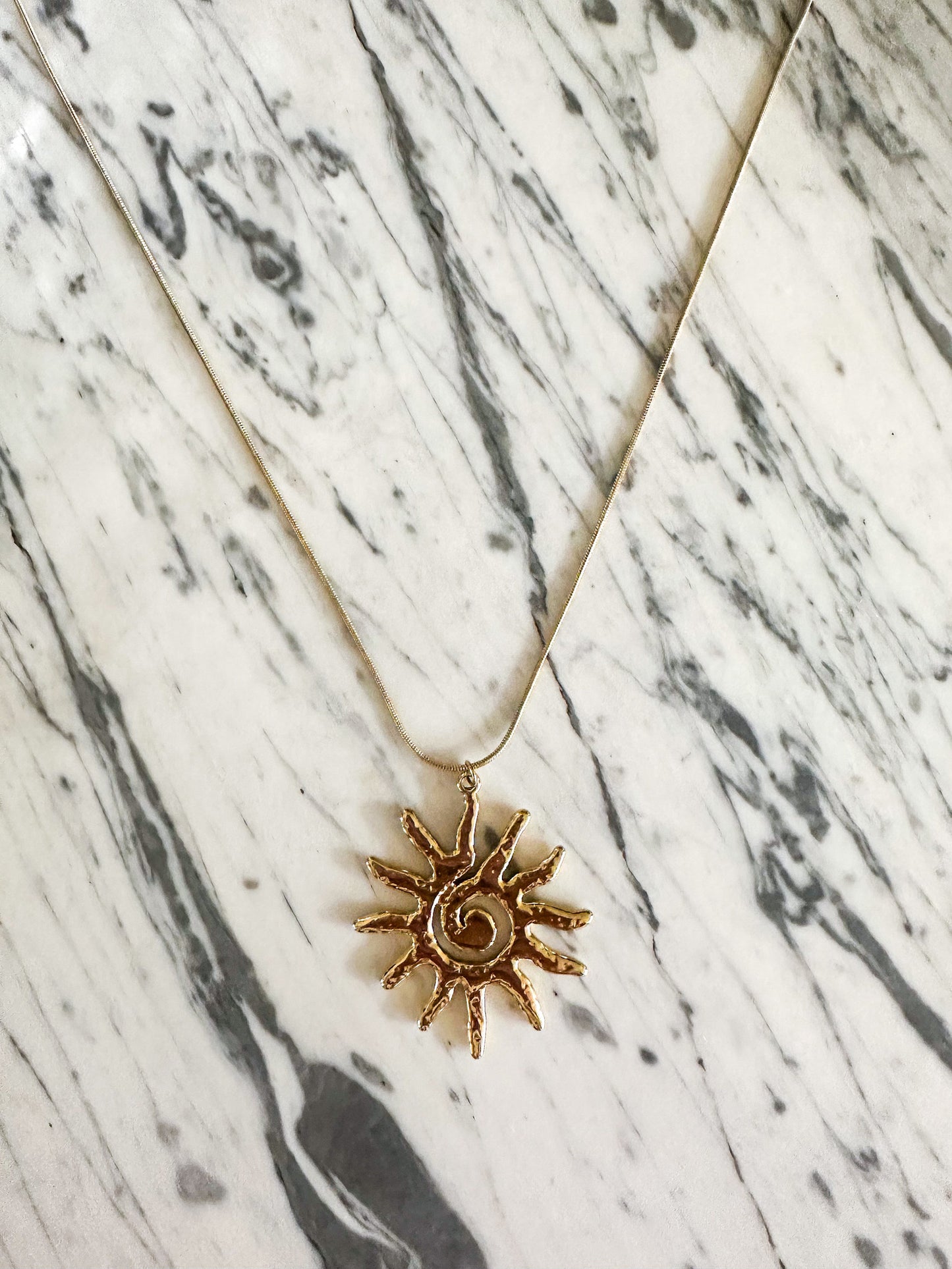 Neverending sunshine lange Statement-Kette Gold