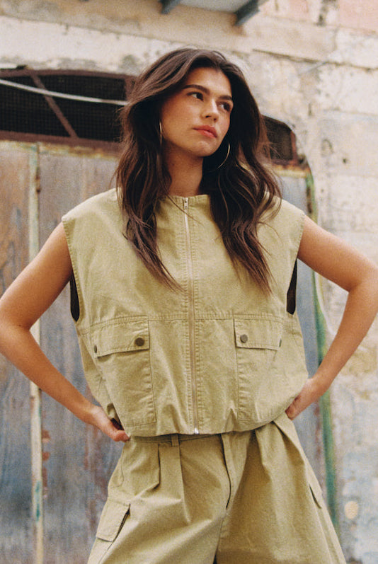 Refined Department NOA gilet army green