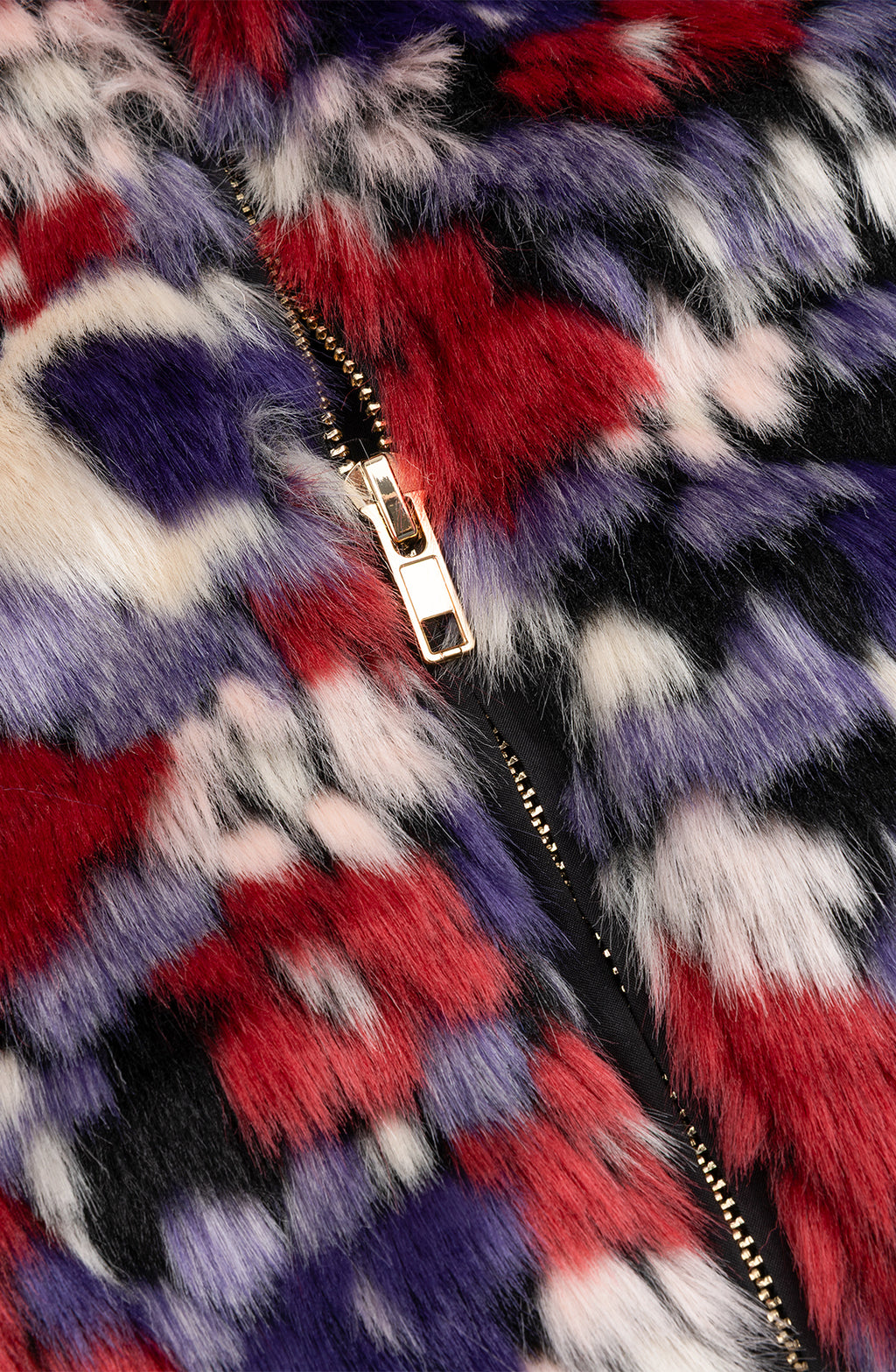 Studio Amaya Alena jas faux-fur bordeaux